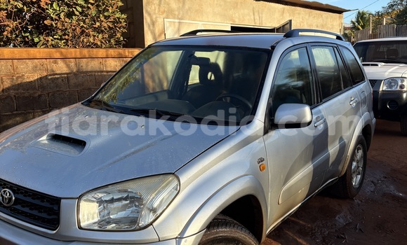 Acheter Occasion Voiture Toyota RAV4 Gris à Antsiranana, Diana