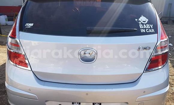 Buy Used Hyundai i30 Silver Car in Antananarivo in Analamanga Buy Used Hyundai i30 Silver Car in Antananarivo in Analamanga