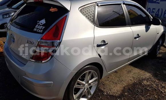 Buy Used Hyundai i30 Silver Car in Antananarivo in Analamanga Buy Used Hyundai i30 Silver Car in Antananarivo in Analamanga