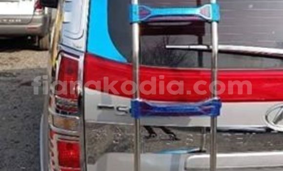 Buy Used Hyundai Grand Starex Silver Car in Andevoranto in Toamasina Buy Used Hyundai Grand Starex Silver Car in Andevoranto in Toamasina