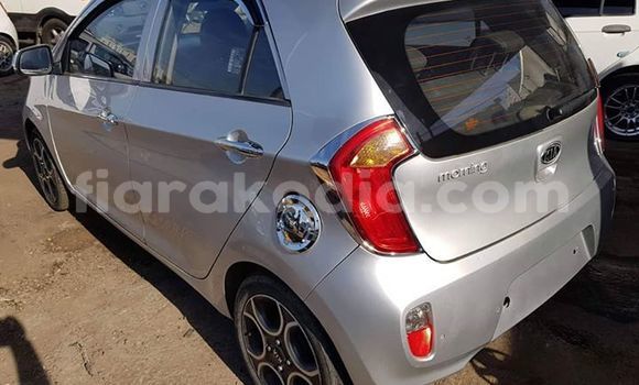 Buy Used Kia Morning Silver Car in Andevoranto in Toamasina Buy Used Kia Morning Silver Car in Andevoranto in Toamasina