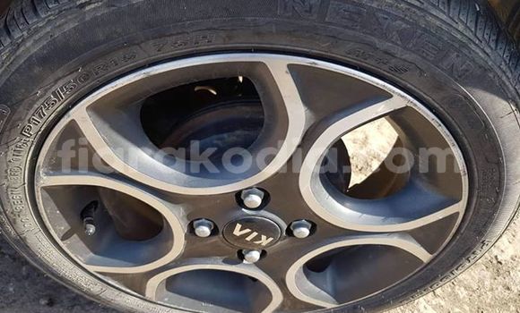 Buy Used Kia Morning Silver Car in Andevoranto in Toamasina Buy Used Kia Morning Silver Car in Andevoranto in Toamasina