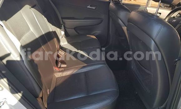 Buy Used Kia Morning Silver Car in Andevoranto in Toamasina Buy Used Kia Morning Silver Car in Andevoranto in Toamasina