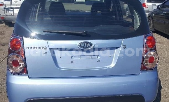Buy Used Kia Morning Blue Car in Andevoranto in Toamasina Buy Used Kia Morning Blue Car in Andevoranto in Toamasina