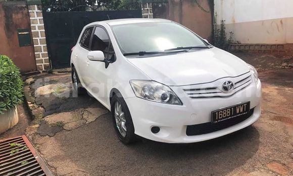 Acheter Occasion Voiture Toyota Auris Blanc à Antananarivo, Analamanga Acheter Occasion Voiture Toyota Auris Blanc à Antananarivo, Analamanga