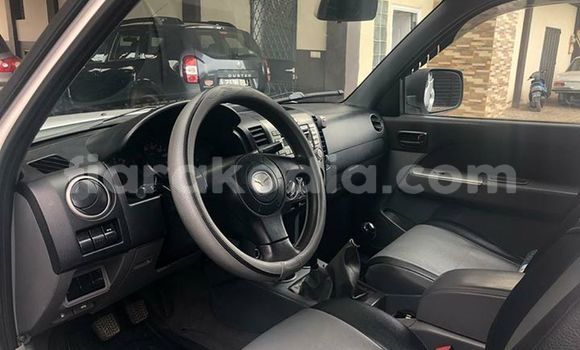 Acheter Occasion Voiture Mazda BT-50 Blanc à Antananarivo, Analamanga Acheter Occasion Voiture Mazda BT-50 Blanc à Antananarivo, Analamanga