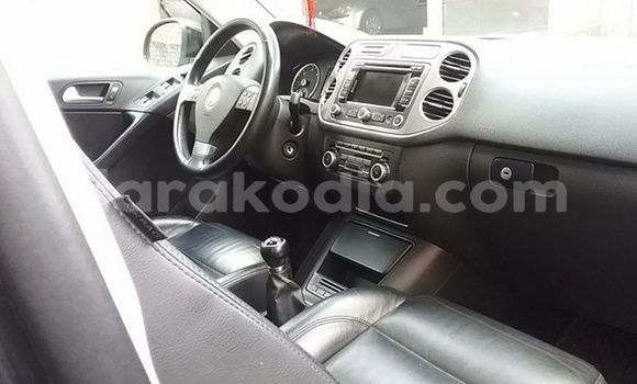 Acheter Occasion Voiture Volkswagen Tiguan Noir à Antananarivo, Analamanga Acheter Occasion Voiture Volkswagen Tiguan Noir à Antananarivo, Analamanga