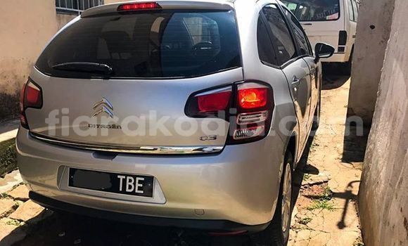Acheter Occasion Voiture Citroen C3 Gris à Antananarivo, Analamanga Acheter Occasion Voiture Citroen C3 Gris à Antananarivo, Analamanga