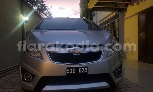 Acheter Occasion Voiture Chevrolet Spark Gris à Antananarivo, Analamanga Acheter Occasion Voiture Chevrolet Spark Gris à Antananarivo, Analamanga