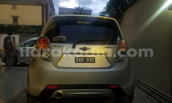 Acheter Occasion Voiture Chevrolet Spark Gris à Antananarivo, Analamanga Acheter Occasion Voiture Chevrolet Spark Gris à Antananarivo, Analamanga