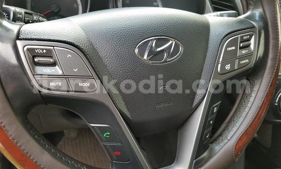 Acheter Occasion Voiture Hyundai Santa Fe Marron à Antananarivo, Analamanga Acheter Occasion Voiture Hyundai Santa Fe Marron à Antananarivo, Analamanga
