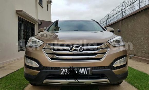 Acheter Occasion Voiture Hyundai Santa Fe Marron à Antananarivo, Analamanga Acheter Occasion Voiture Hyundai Santa Fe Marron à Antananarivo, Analamanga