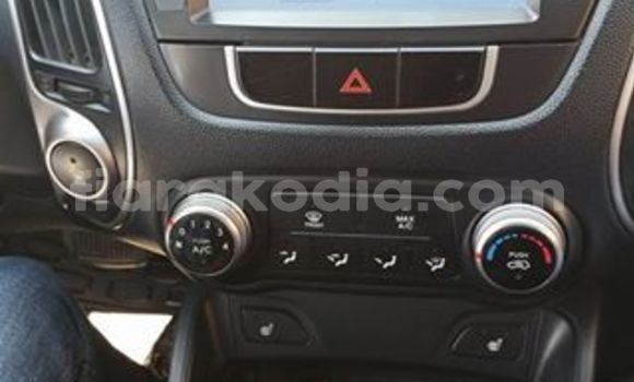 Acheter Occasion Voiture Hyundai ix35 Gris à Antananarivo, Analamanga Acheter Occasion Voiture Hyundai ix35 Gris à Antananarivo, Analamanga