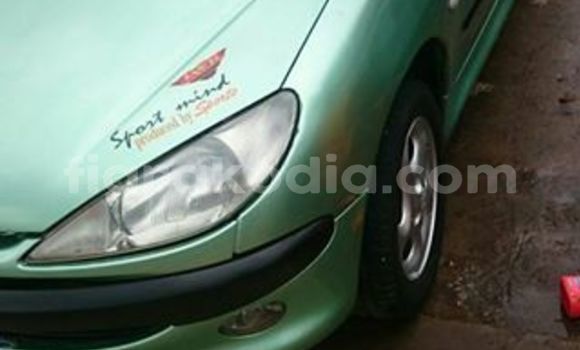 Hividy Peugeot 206 Green Car in Andevoranto in Toamasina Hividy Peugeot 206 Green Car in Andevoranto in Toamasina
