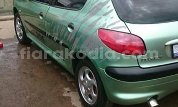 Hividy Peugeot 206 Green Car in Andevoranto in Toamasina Hividy Peugeot 206 Green Car in Andevoranto in Toamasina