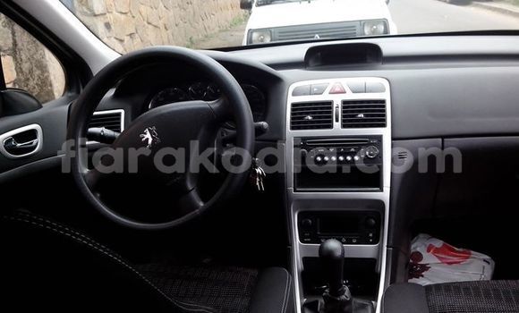 Hividy Peugeot 307 Hafa Car in Antananarivo in Analamanga Hividy Peugeot 307 Hafa Car in Antananarivo in Analamanga