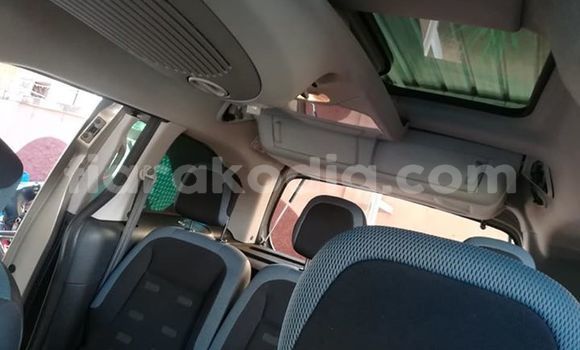 Hividy Citroen Berlingo Silver Car in Antananarivo in Analamanga Hividy Citroen Berlingo Silver Car in Antananarivo in Analamanga