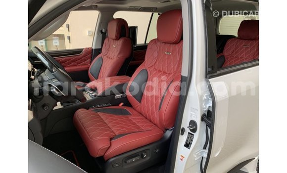 Hividy Lexus LX fotsy Car in Import - Dubai in Diana Hividy Lexus LX fotsy Car in Import - Dubai in Diana