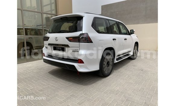 Hividy Lexus LX fotsy Car in Import - Dubai in Diana Hividy Lexus LX fotsy Car in Import - Dubai in Diana