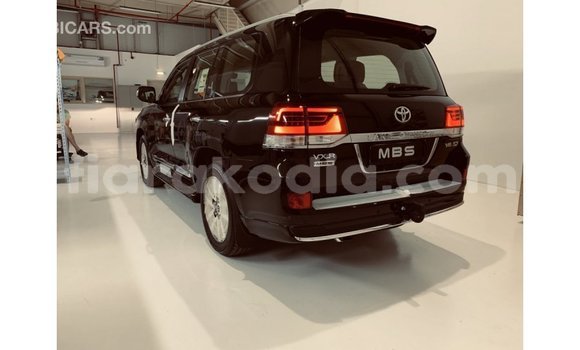 Acheter Import Voiture Toyota Land Cruiser Noir à Import - Dubai, Diana Acheter Import Voiture Toyota Land Cruiser Noir à Import - Dubai, Diana
