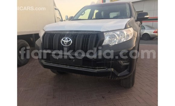 Acheter Import Voiture Toyota Prado Noir à Import - Dubai, Diana Acheter Import Voiture Toyota Prado Noir à Import - Dubai, Diana