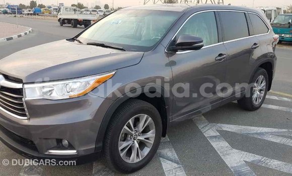 Hividy Toyota Highlander Hafa Car in Import - Dubai in Diana Hividy Toyota Highlander Hafa Car in Import - Dubai in Diana