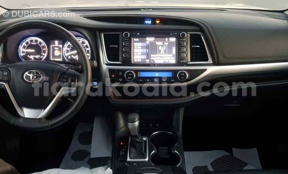 Hividy Toyota Highlander Black Car in Import - Dubai in Diana Hividy Toyota Highlander Black Car in Import - Dubai in Diana