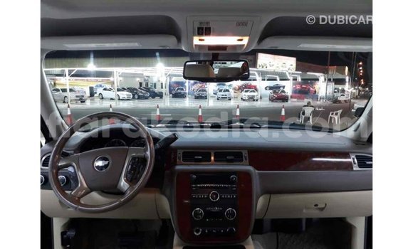 Acheter Import Voiture Chevrolet Silverado Noir à Import - Dubai, Diana Acheter Import Voiture Chevrolet Silverado Noir à Import - Dubai, Diana