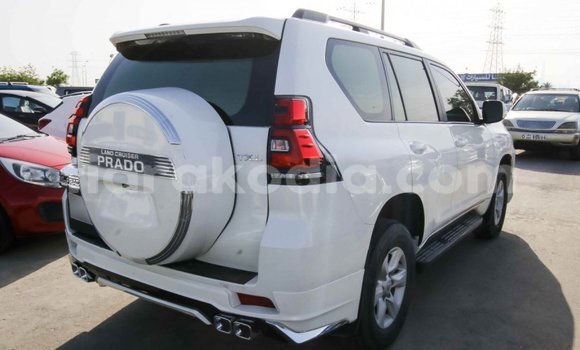 Hividy Toyota Prado fotsy Car in Import - Dubai in Diana Hividy Toyota Prado fotsy Car in Import - Dubai in Diana