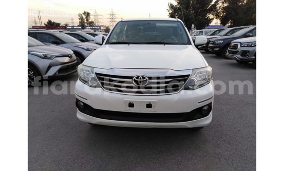 Hividy Toyota Fortuner fotsy Car in Import - Dubai in Diana Hividy Toyota Fortuner fotsy Car in Import - Dubai in Diana