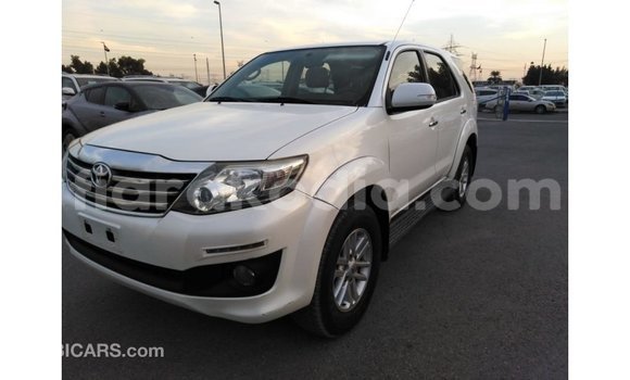 Hividy Toyota Fortuner fotsy Car in Import - Dubai in Diana Hividy Toyota Fortuner fotsy Car in Import - Dubai in Diana