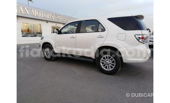 Hividy Toyota Fortuner fotsy Car in Import - Dubai in Diana Hividy Toyota Fortuner fotsy Car in Import - Dubai in Diana