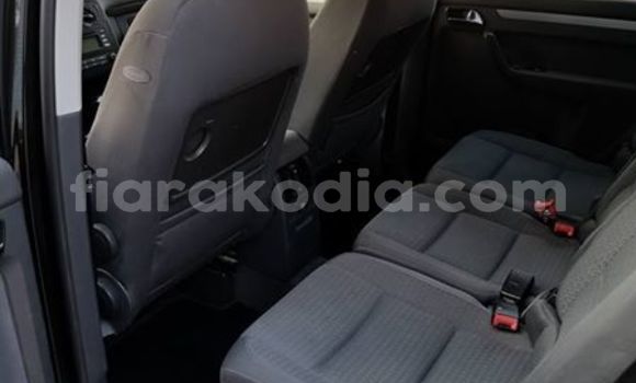 Hividy Volkswagen Touran Black Car in Antananarivo in Analamanga Hividy Volkswagen Touran Black Car in Antananarivo in Analamanga