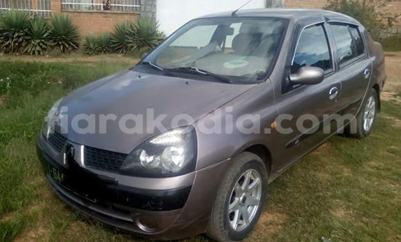 Acheter Occasion Voiture Renault Clio Autre à Antananarivo, Analamanga Acheter Occasion Voiture Renault Clio Autre à Antananarivo, Analamanga