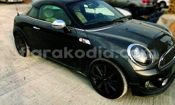 Acheter Occasion Voiture Mini Cooper Noir à Antananarivo, Analamanga Acheter Occasion Voiture Mini Cooper Noir à Antananarivo, Analamanga