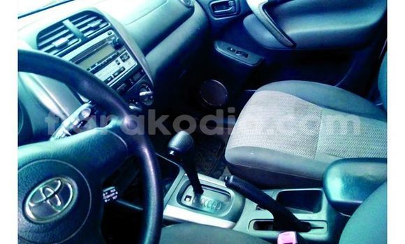 Acheter Occasion Voiture Toyota RAV4 Blanc à Antananarivo, Analamanga Acheter Occasion Voiture Toyota RAV4 Blanc à Antananarivo, Analamanga