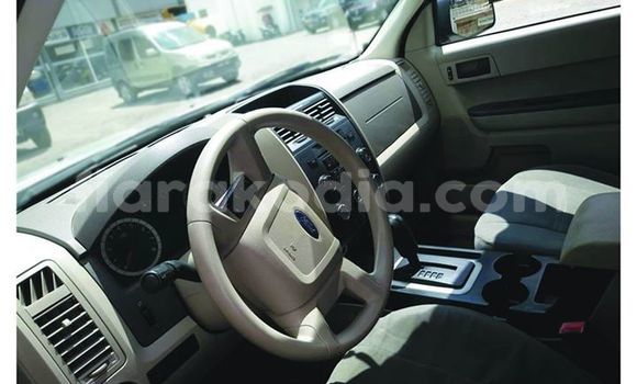 Acheter Occasion Voiture Ford Escape Gris à Antananarivo, Analamanga Acheter Occasion Voiture Ford Escape Gris à Antananarivo, Analamanga