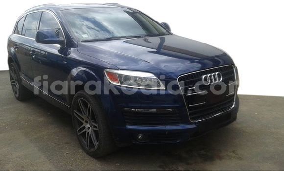 Acheter Occasion Voiture Audi Q7 Bleu à Antananarivo, Analamanga