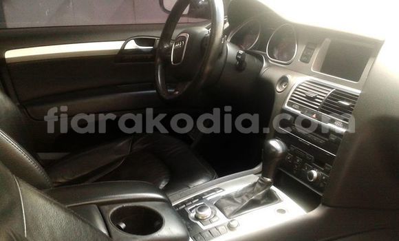 Acheter Occasion Voiture Audi Q7 Bleu à Antananarivo, Analamanga Acheter Occasion Voiture Audi Q7 Bleu à Antananarivo, Analamanga