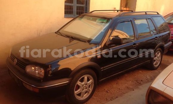 Acheter Occasion Voiture Volkswagen Golf Noir à Antananarivo, Analamanga Acheter Occasion Voiture Volkswagen Golf Noir à Antananarivo, Analamanga