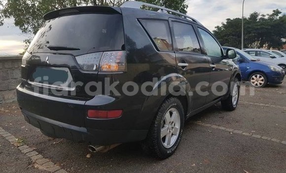 Acheter Occasion Voiture Mitsubishi Outlander Noir à Antananarivo, Analamanga Acheter Occasion Voiture Mitsubishi Outlander Noir à Antananarivo, Analamanga