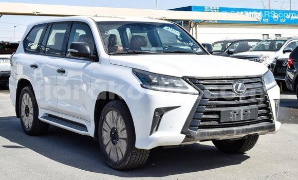 Acheter Import Voiture Lexus LX Blanc à Import - Dubai, Diana Acheter Import Voiture Lexus LX Blanc à Import - Dubai, Diana