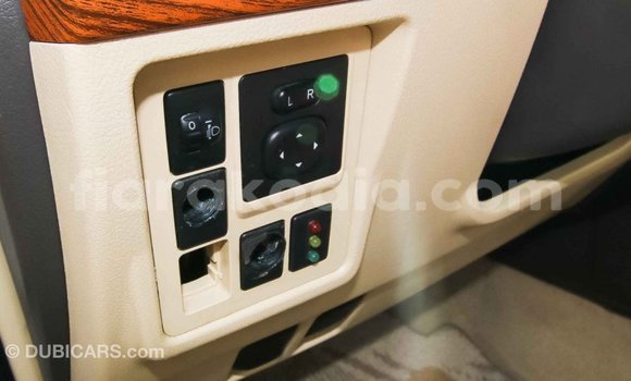 Hividy Toyota Prado fotsy Car in Import - Dubai in Diana Hividy Toyota Prado fotsy Car in Import - Dubai in Diana