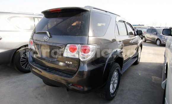 Acheter Import Voiture Toyota Fortuner Autre à Import - Dubai, Diana Acheter Import Voiture Toyota Fortuner Autre à Import - Dubai, Diana
