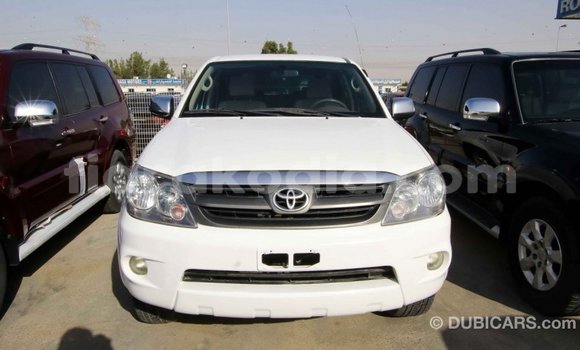Hividy Toyota Fortuner fotsy Car in Import - Dubai in Diana Hividy Toyota Fortuner fotsy Car in Import - Dubai in Diana