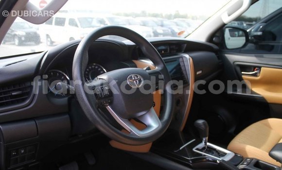 Hividy Toyota Fortuner fotsy Car in Import - Dubai in Diana Hividy Toyota Fortuner fotsy Car in Import - Dubai in Diana