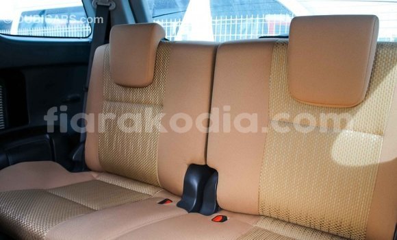 Hividy Toyota Fortuner fotsy Car in Import - Dubai in Diana Hividy Toyota Fortuner fotsy Car in Import - Dubai in Diana