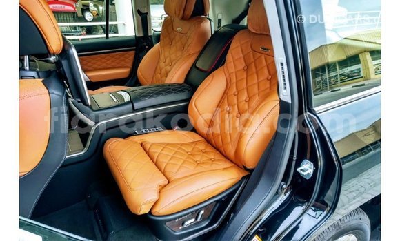 Acheter Import Voiture Toyota Land Cruiser Noir à Import - Dubai, Diana Acheter Import Voiture Toyota Land Cruiser Noir à Import - Dubai, Diana