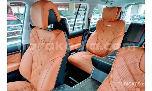 Acheter Import Voiture Toyota Land Cruiser Noir à Import - Dubai, Diana Acheter Import Voiture Toyota Land Cruiser Noir à Import - Dubai, Diana