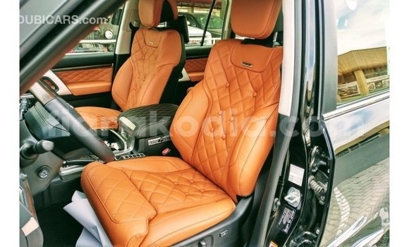 Acheter Import Voiture Toyota Land Cruiser Noir à Import - Dubai, Diana Acheter Import Voiture Toyota Land Cruiser Noir à Import - Dubai, Diana